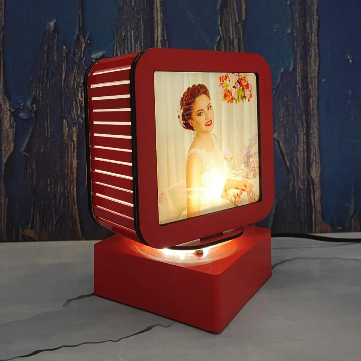 Personalized Rotating LED Photo Night Lamp | 2 Photos Display | Red